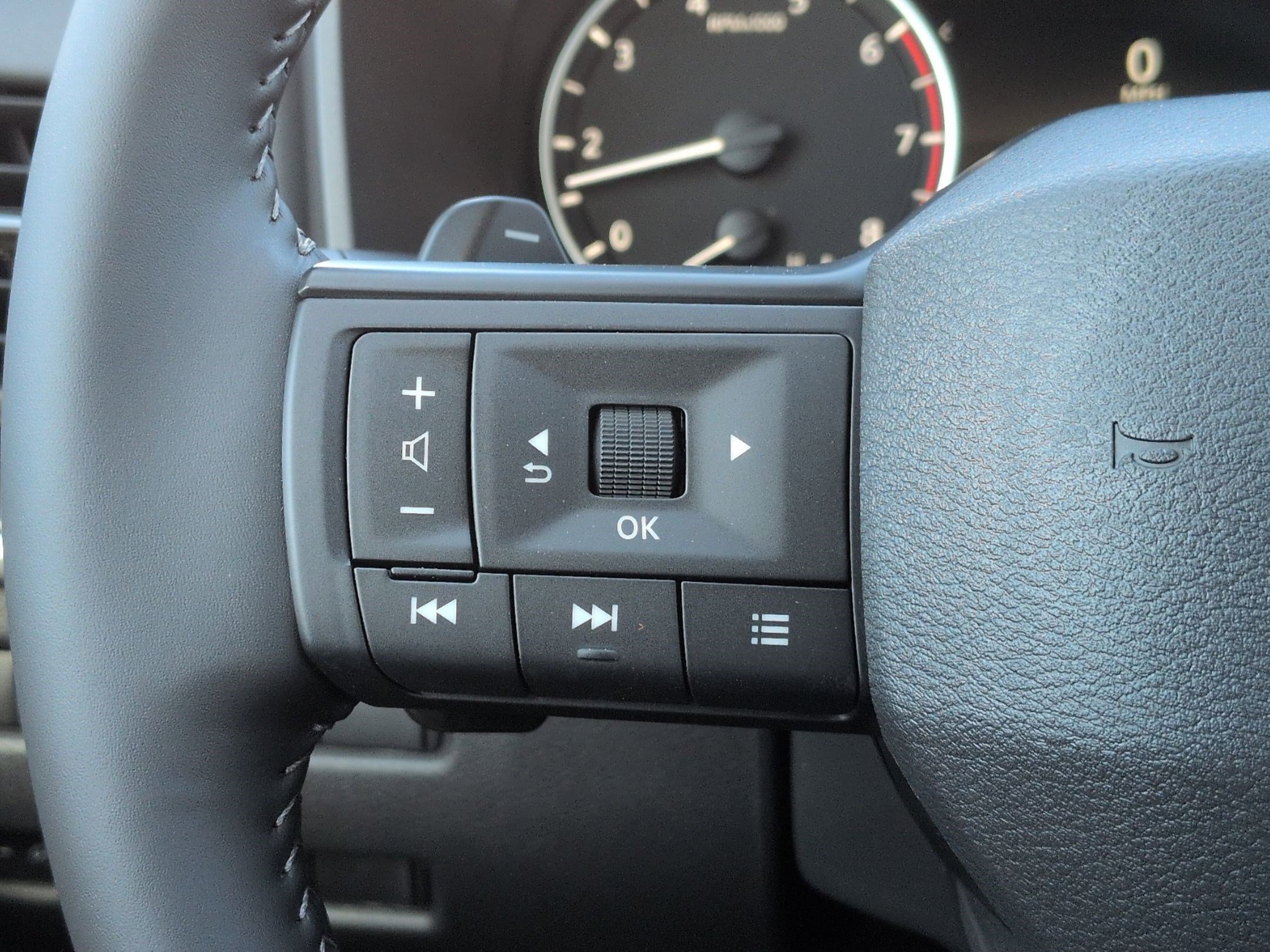 New 2026 Nissan Rogue SV image 14