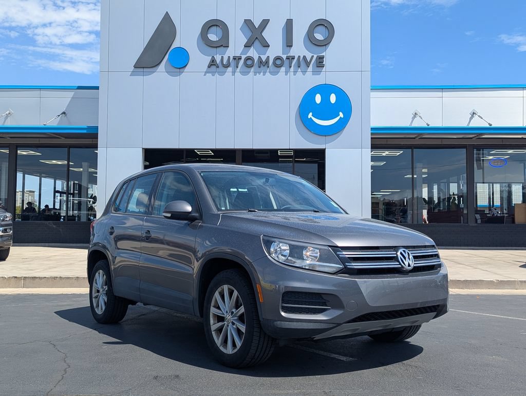 Used 2017 Volkswagen Tiguan S AWD/4WD image 1