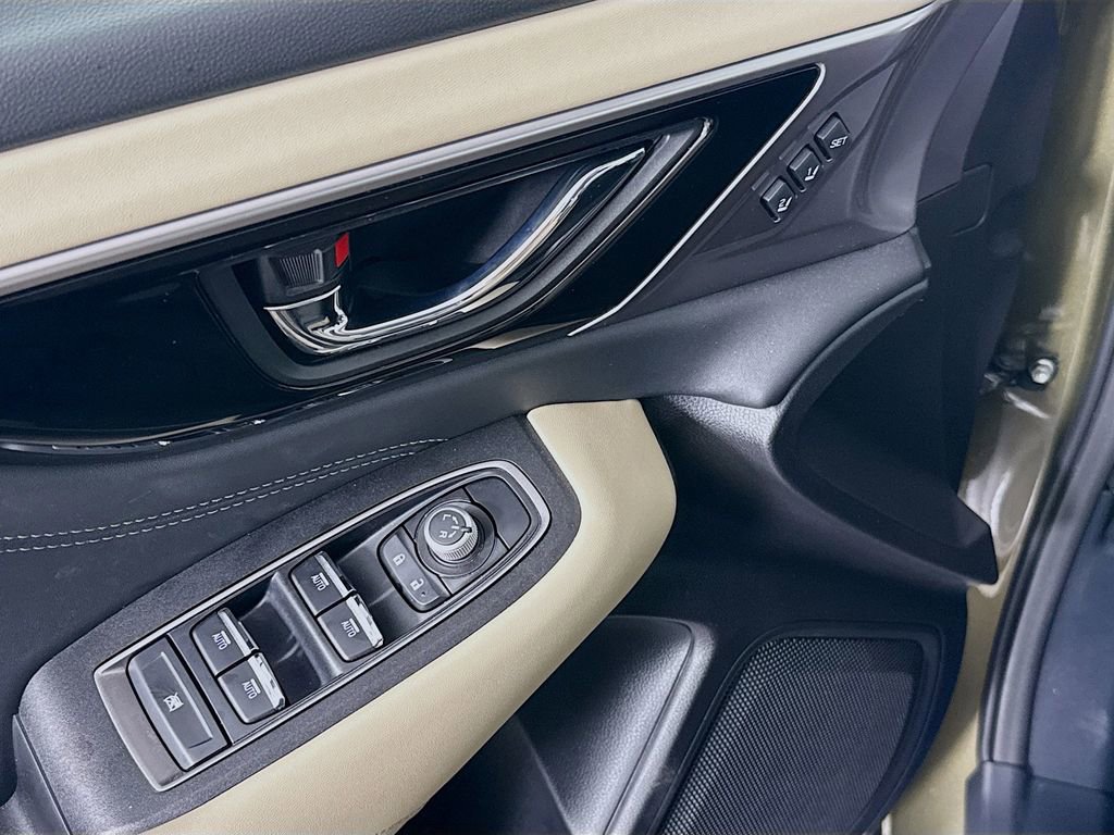 Used 2023 Subaru Outback Limited AWD/4WD image 20