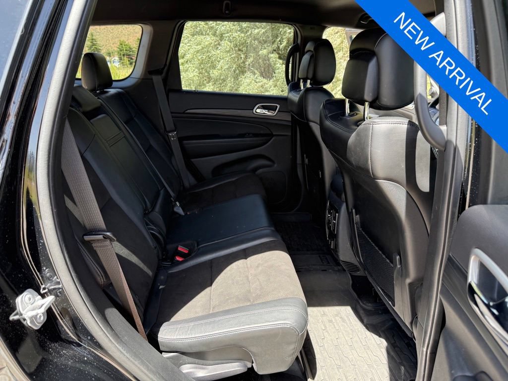Used 2020 Jeep Grand Cherokee Altitude AWD/4WD image 33
