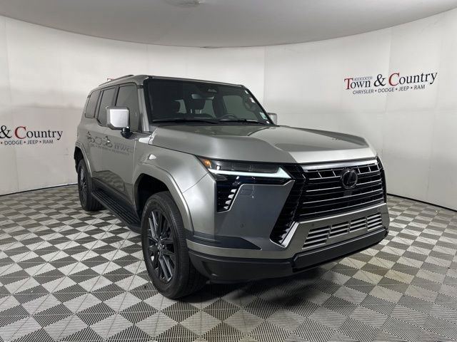 Used 2024 Lexus GX 550 w/ Cold Area Package image 3