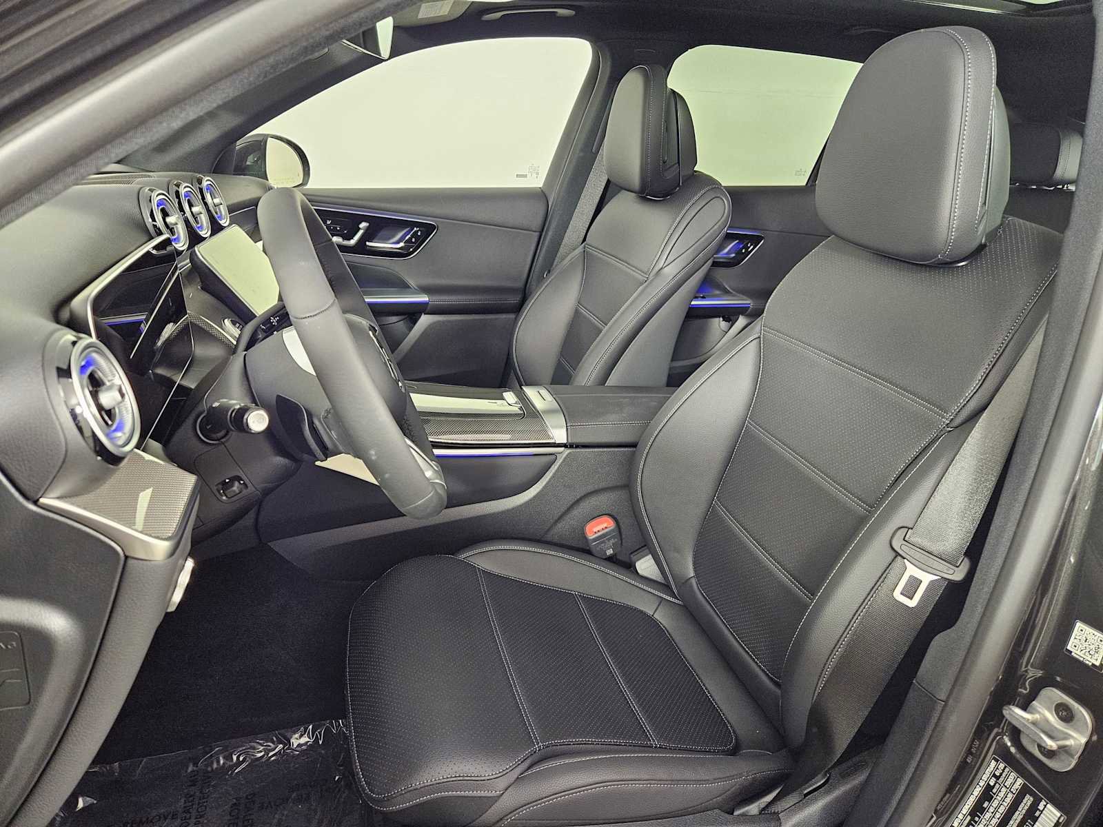 New 2025 Mercedes-Benz GLC 300 4MATIC image 16