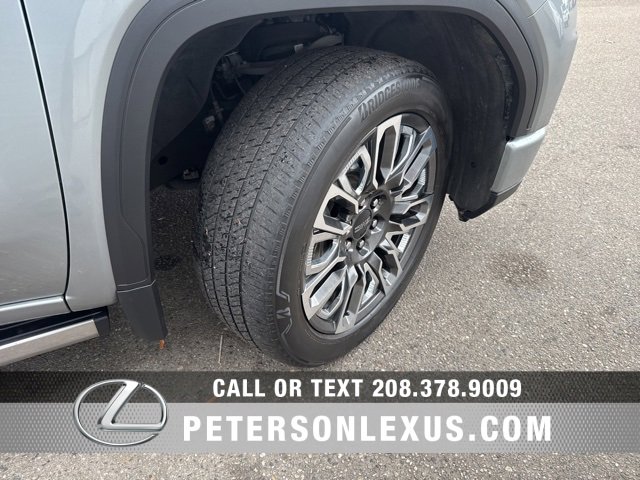 Used 2024 GMC Sierra 1500 Denali Ultimate image 10