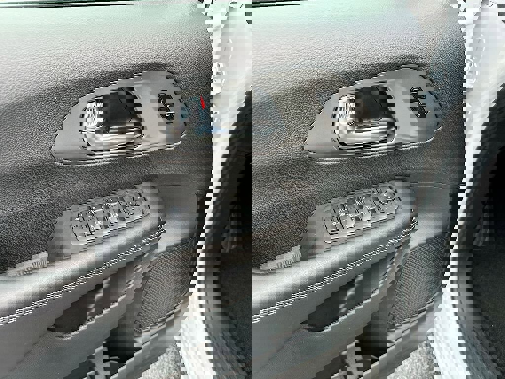 New 2026 Chrysler Pacifica Select image 23