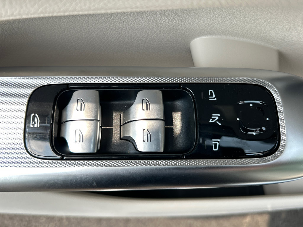 New 2026 Mercedes-Benz GLC 300 4MATIC image 12