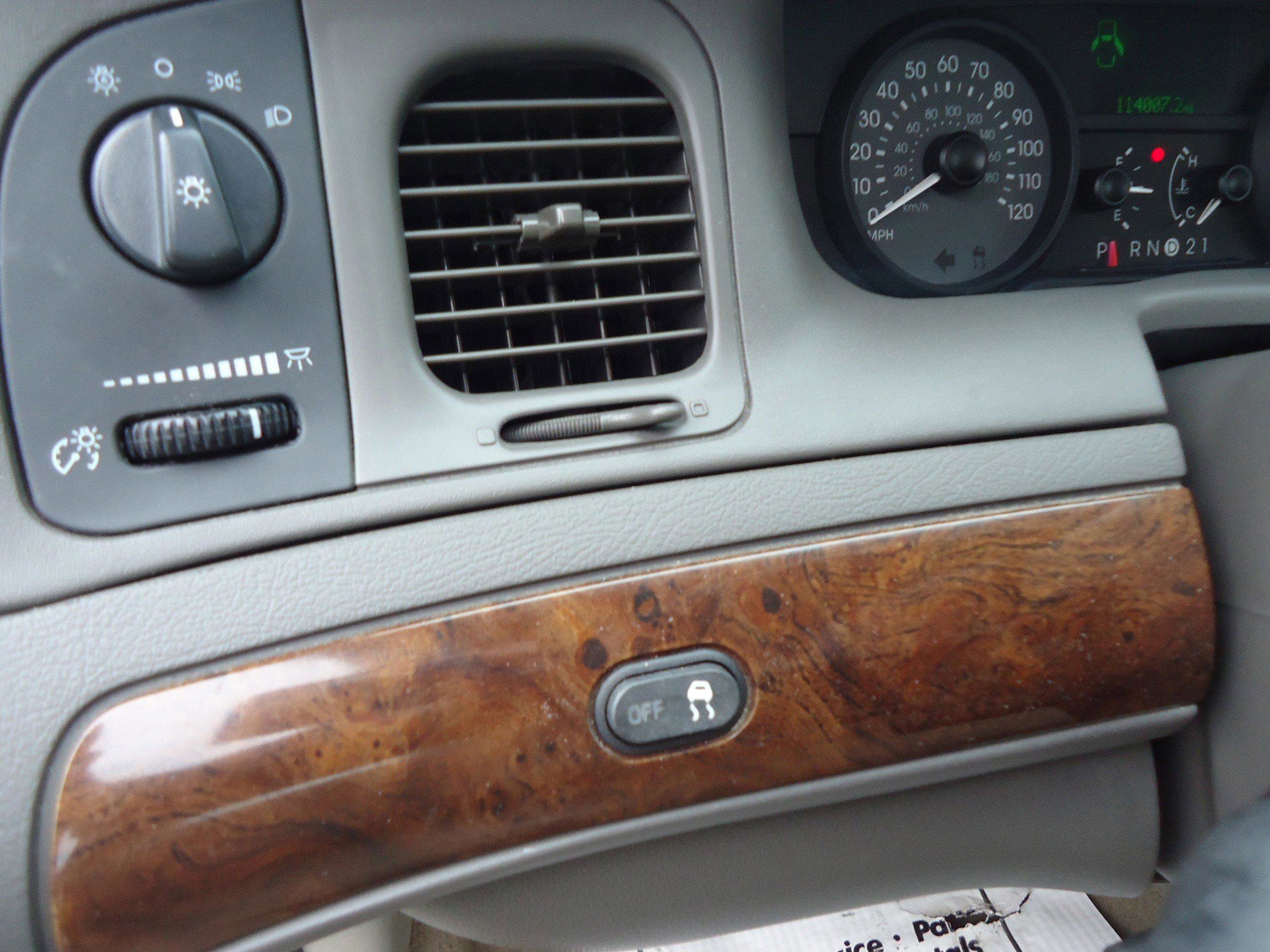 Used 2010 Mercury Grand Marquis LS image 15