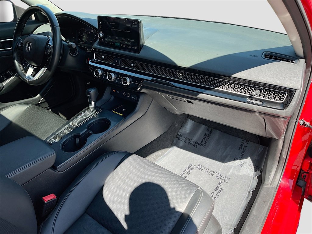 Used 2022 Honda Civic Touring image 27