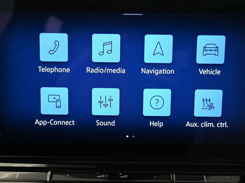 Used 2021 Volkswagen ID.4 Pro S image 17