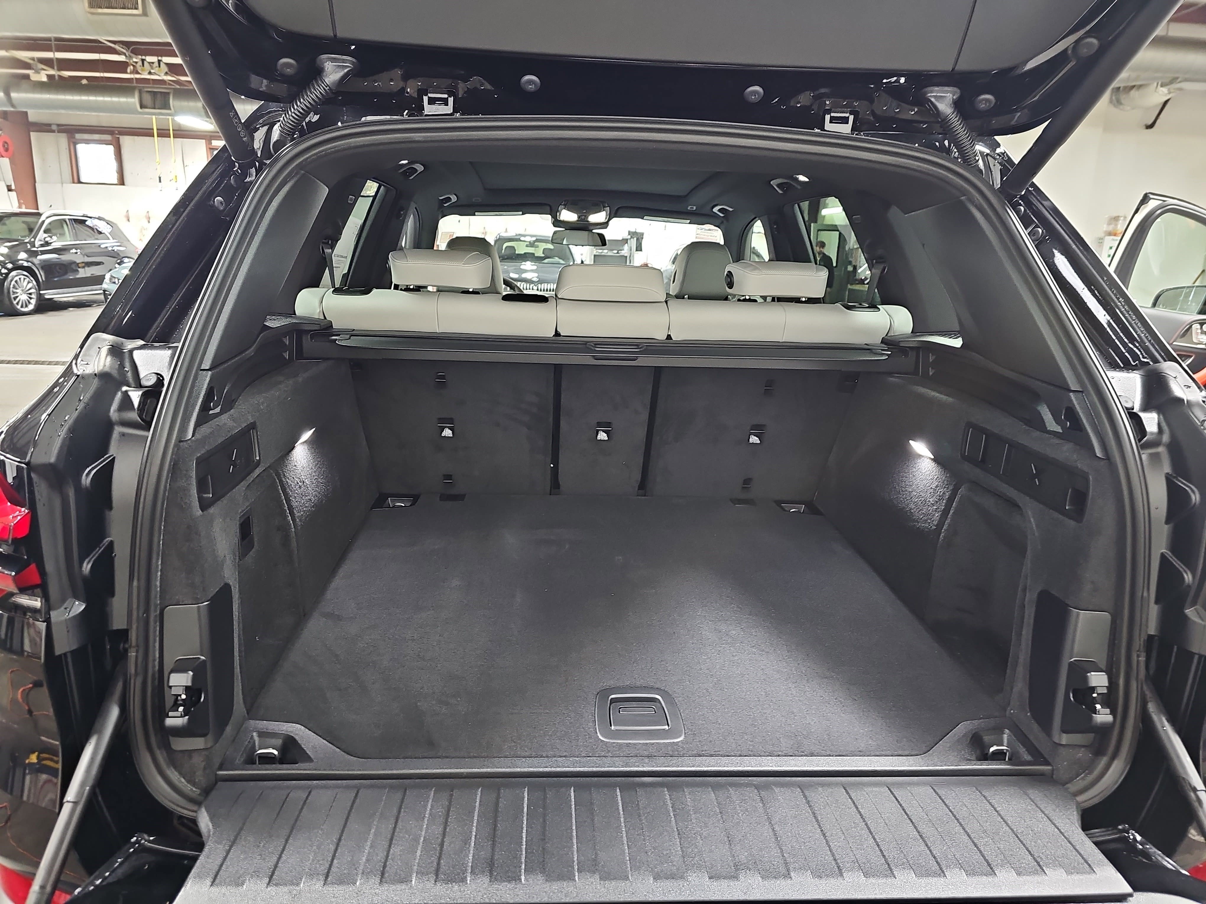 New 2026 BMW X5 xDrive40i w/ Premium Package image 13