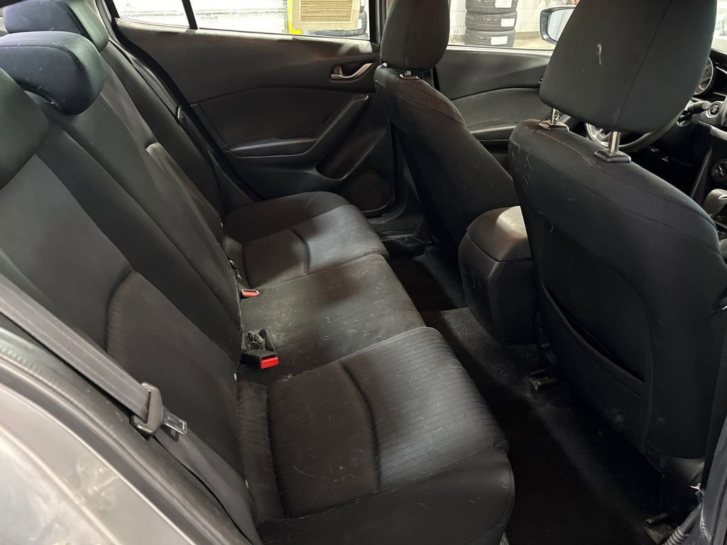 Used 2015 MAZDA MAZDA3 i Sport FWD image 12