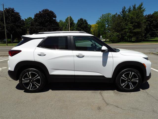 Certified 2023 Chevrolet TrailBlazer LT w/ Convenience Package AWD/4WD image 6