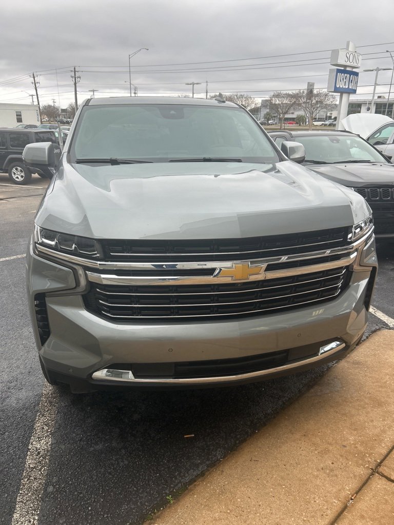 Used 2024 Chevrolet Tahoe LT w/ LT Signature Package image 12
