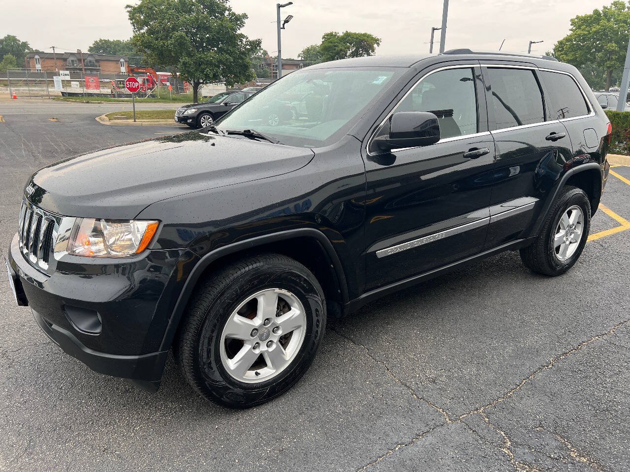 Used 2012 Jeep Grand Cherokee Laredo w/ Laredo E Group AWD/4WD image 6