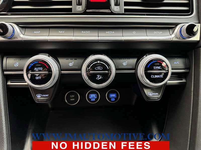 Used 2023 Genesis G70 2.0T image 35