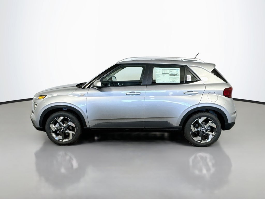 New 2026 Hyundai Venue SEL FWD image 5