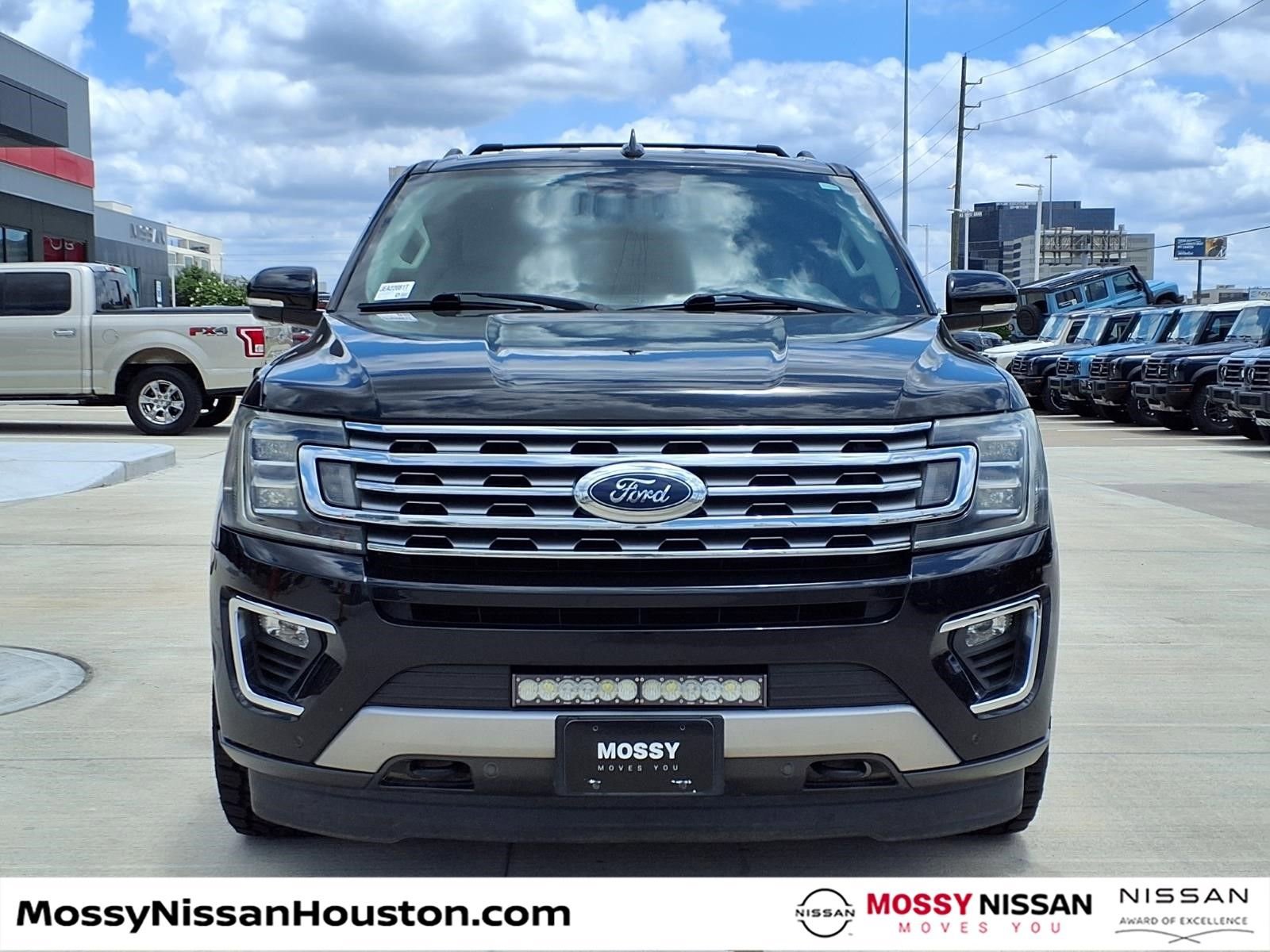 Used 2018 Ford Expedition Max Limited w/ Cargo Package AWD/4WD image 3