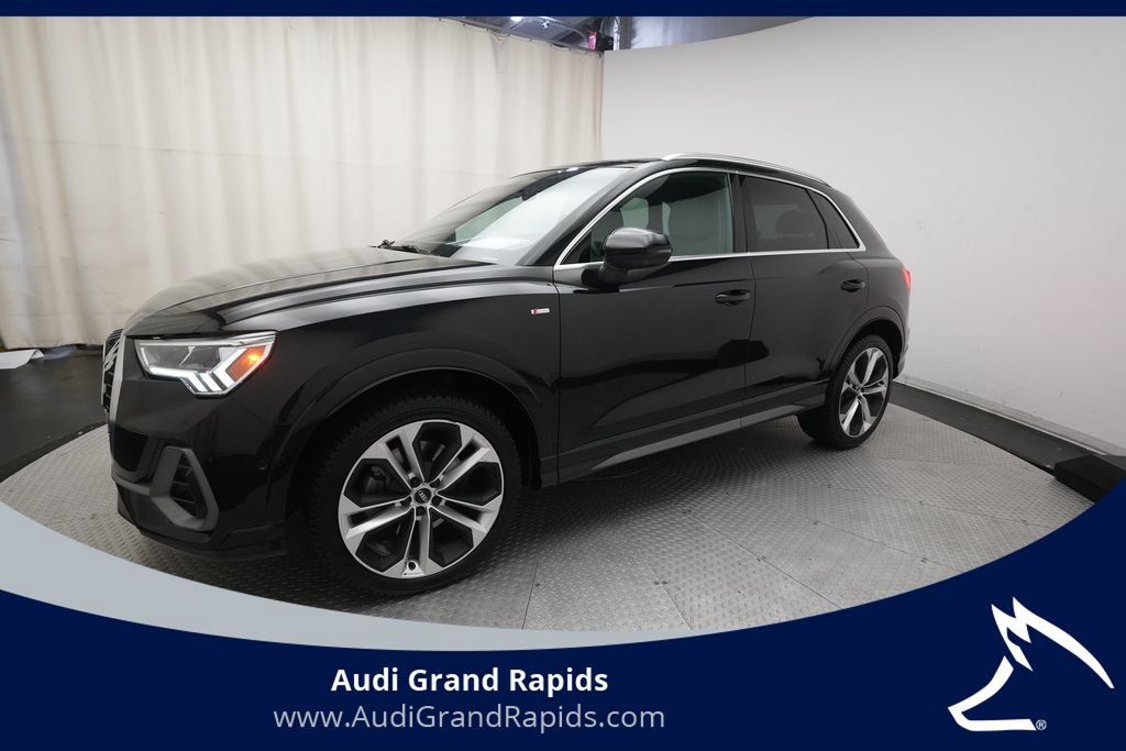Used 2019 Audi Q3 2.0T Prestige w/ Prestige Package AWD/4WD image 1