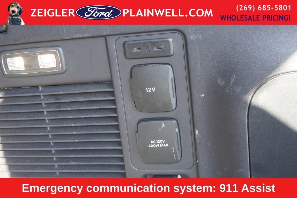 Used 2025 Ford Expedition Active image 12