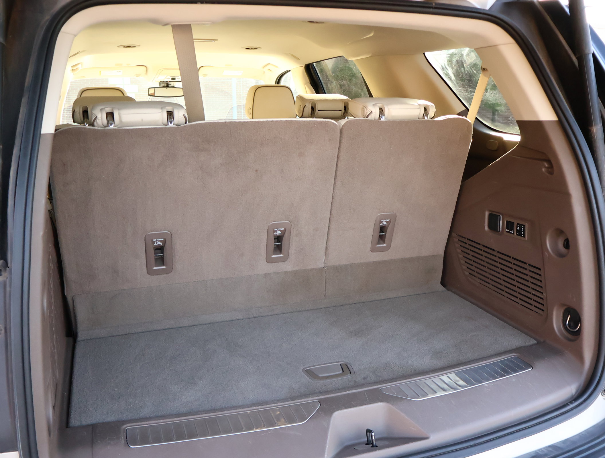 Used 2021 GMC Yukon Denali image 28