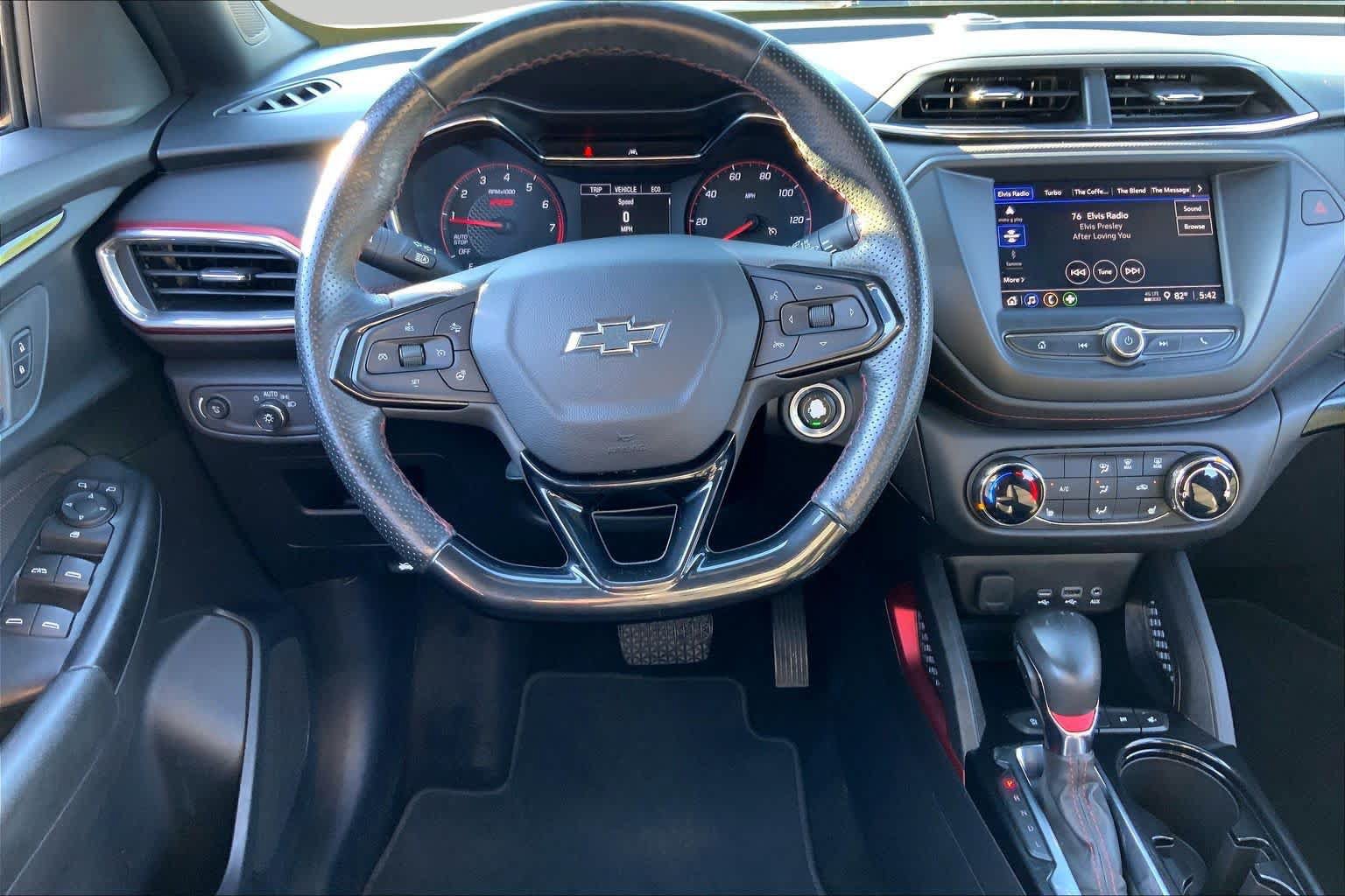 Used 2022 Chevrolet TrailBlazer RS FWD image 6