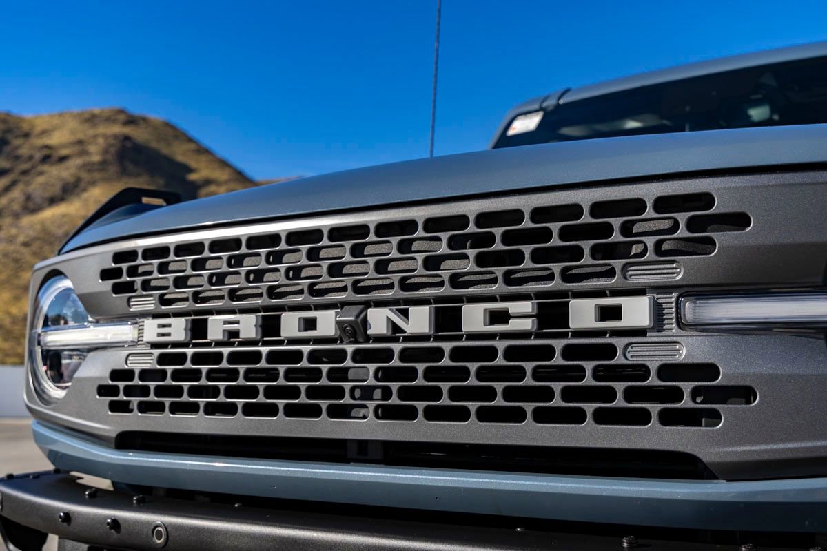 Used 2023 Ford Bronco Badlands image 10