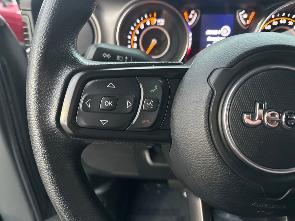Used 2020 Jeep Gladiator Sport image 19
