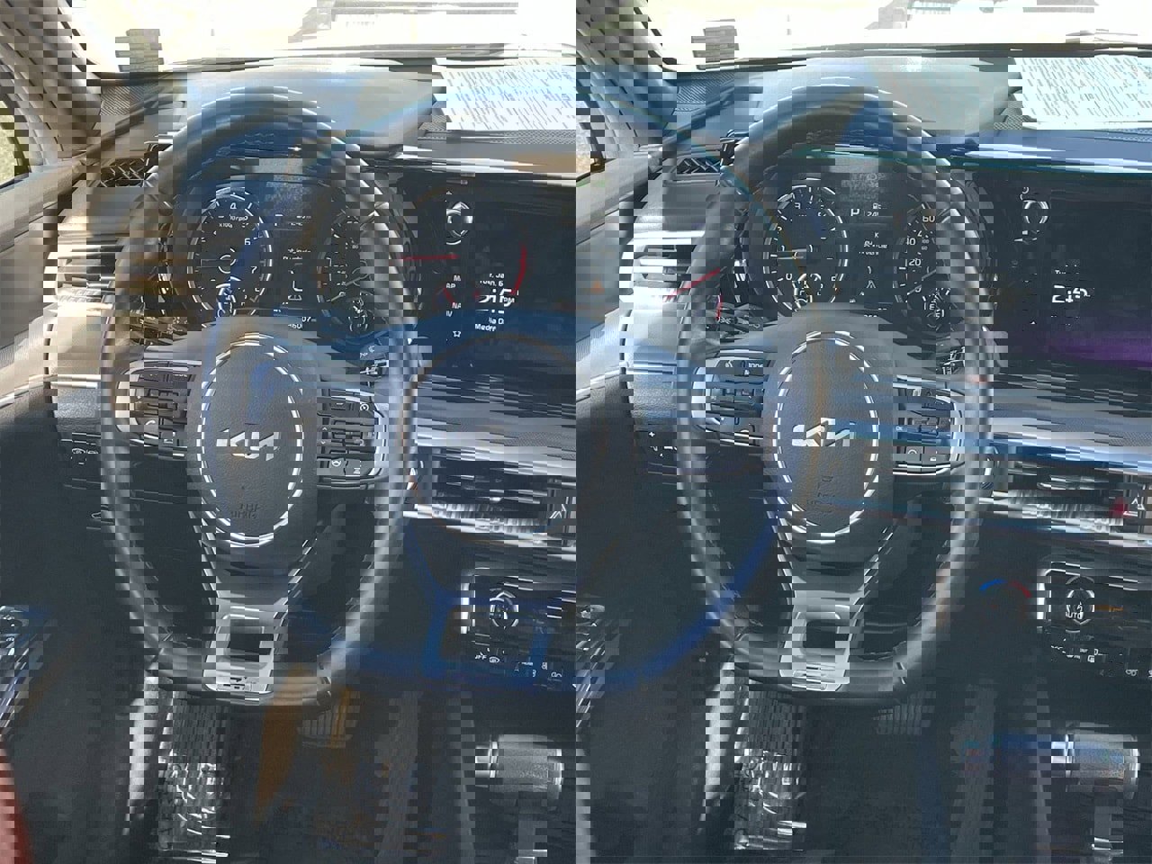 Used 2024 Kia K5 GT-Line w/ GT-Line Premium Package image 13