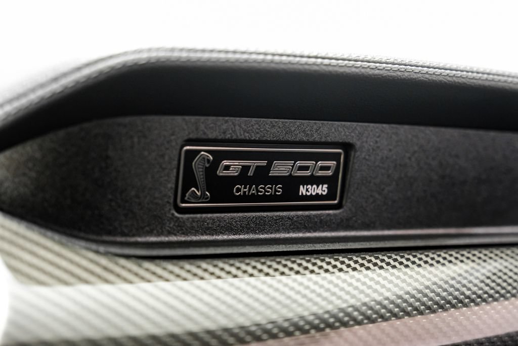 Used 2022 Ford Mustang Shelby GT500 w/ Carbon Fiber Track Pack RWD image 34