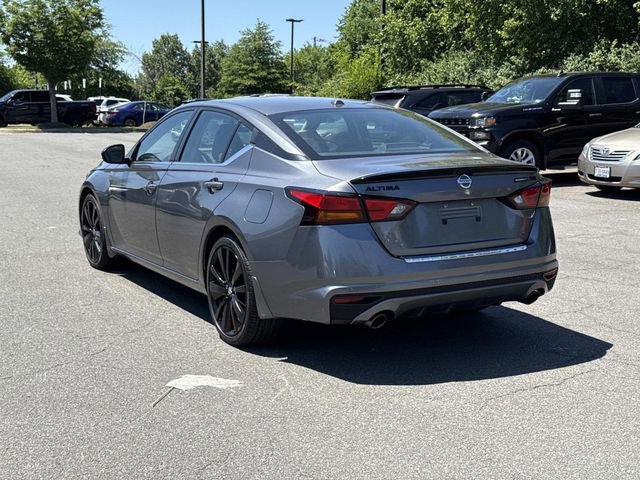 Used 2022 Nissan Altima 2.5 SR w/ Midnight Edition Package FWD image 4