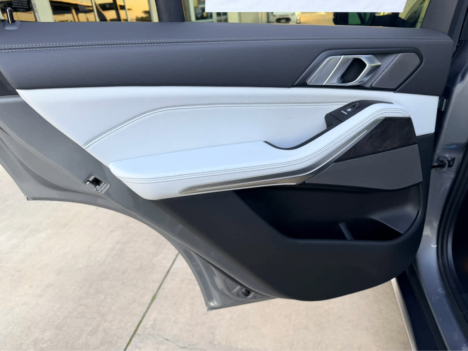 New 2026 BMW X5 xDrive40i AWD/4WD image 18