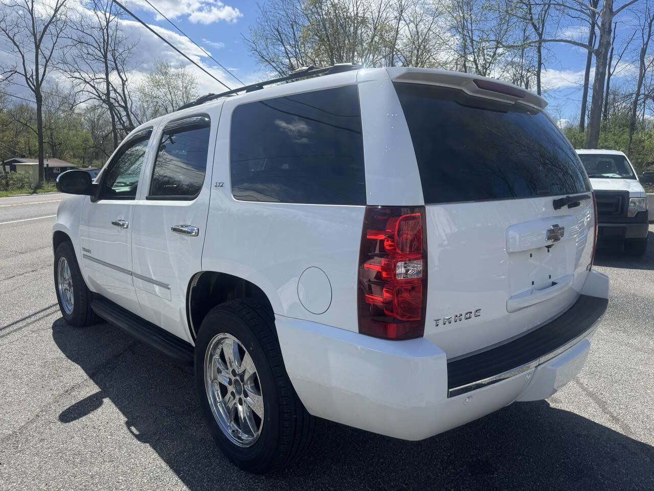 Used 2010 Chevrolet Tahoe LTZ AWD/4WD image 10