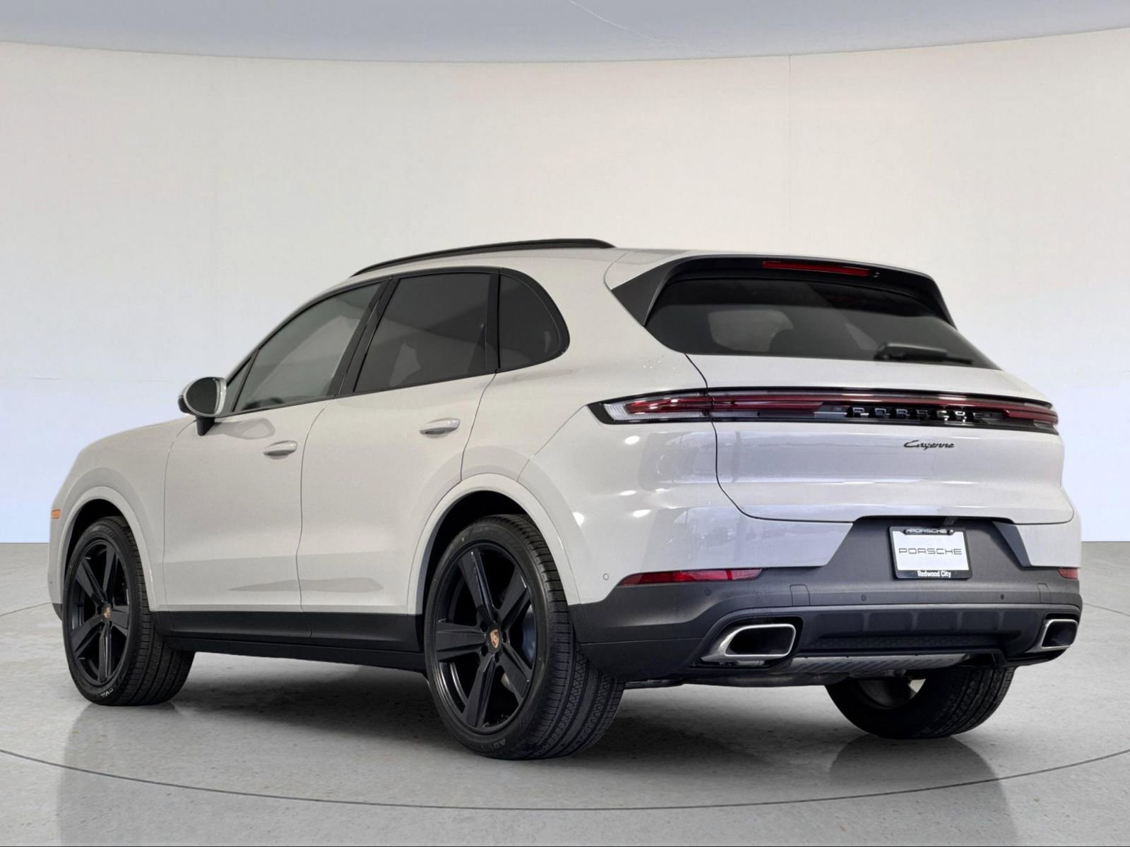 New 2026 Porsche Cayenne image 3