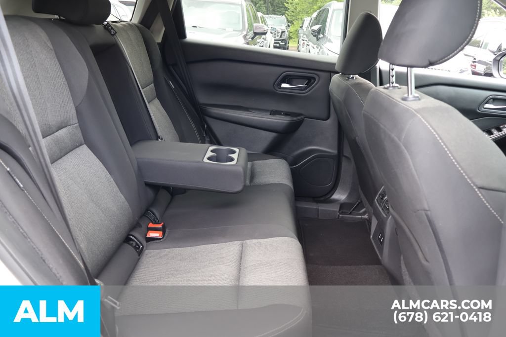 Used 2024 Nissan Rogue SV FWD image 22