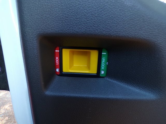 Used 2022 Ford Transit 350 XLT image 8