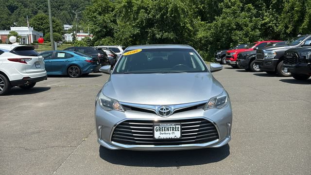Used 2016 Toyota Avalon XLE FWD image 2