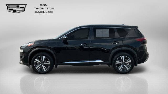 Used 2021 Nissan Rogue Platinum AWD/4WD image 2