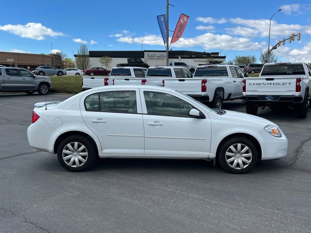 Used 2008 Chevrolet Cobalt LT image 9