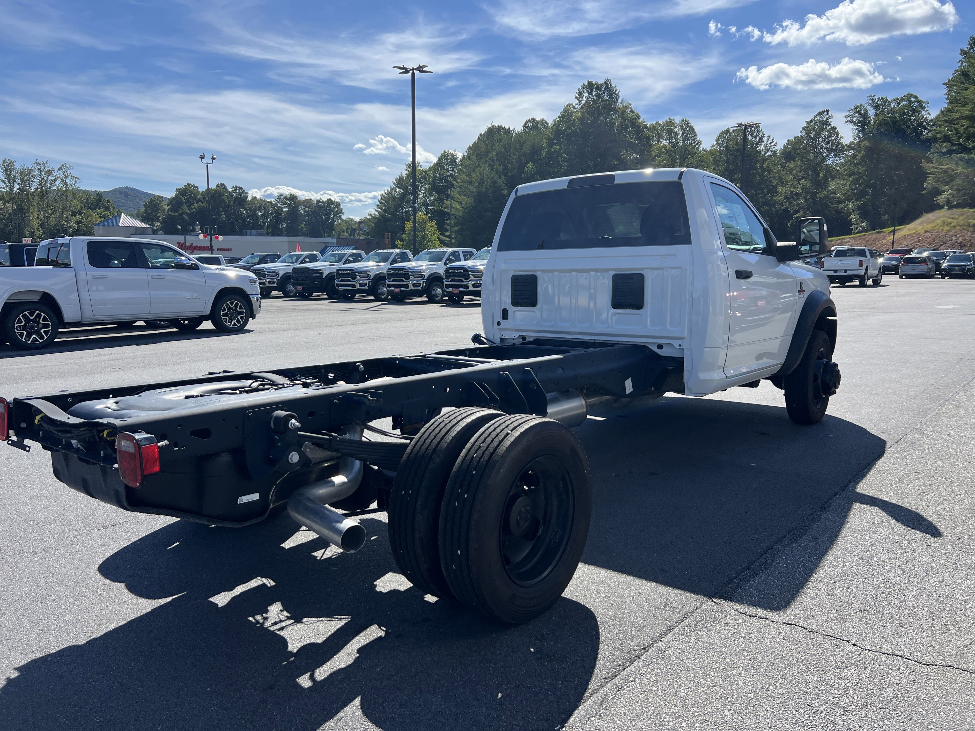 Used 2025 RAM 4500 Tradesman image 3