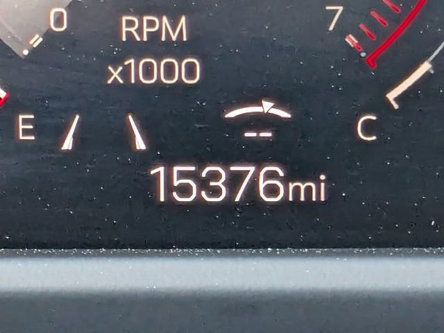 Used 2025 GMC Acadia Elevation image 28