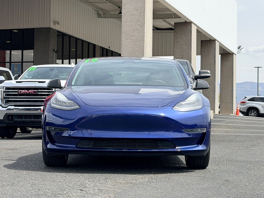 Used 2019 Tesla Model 3 Standard Range image 23