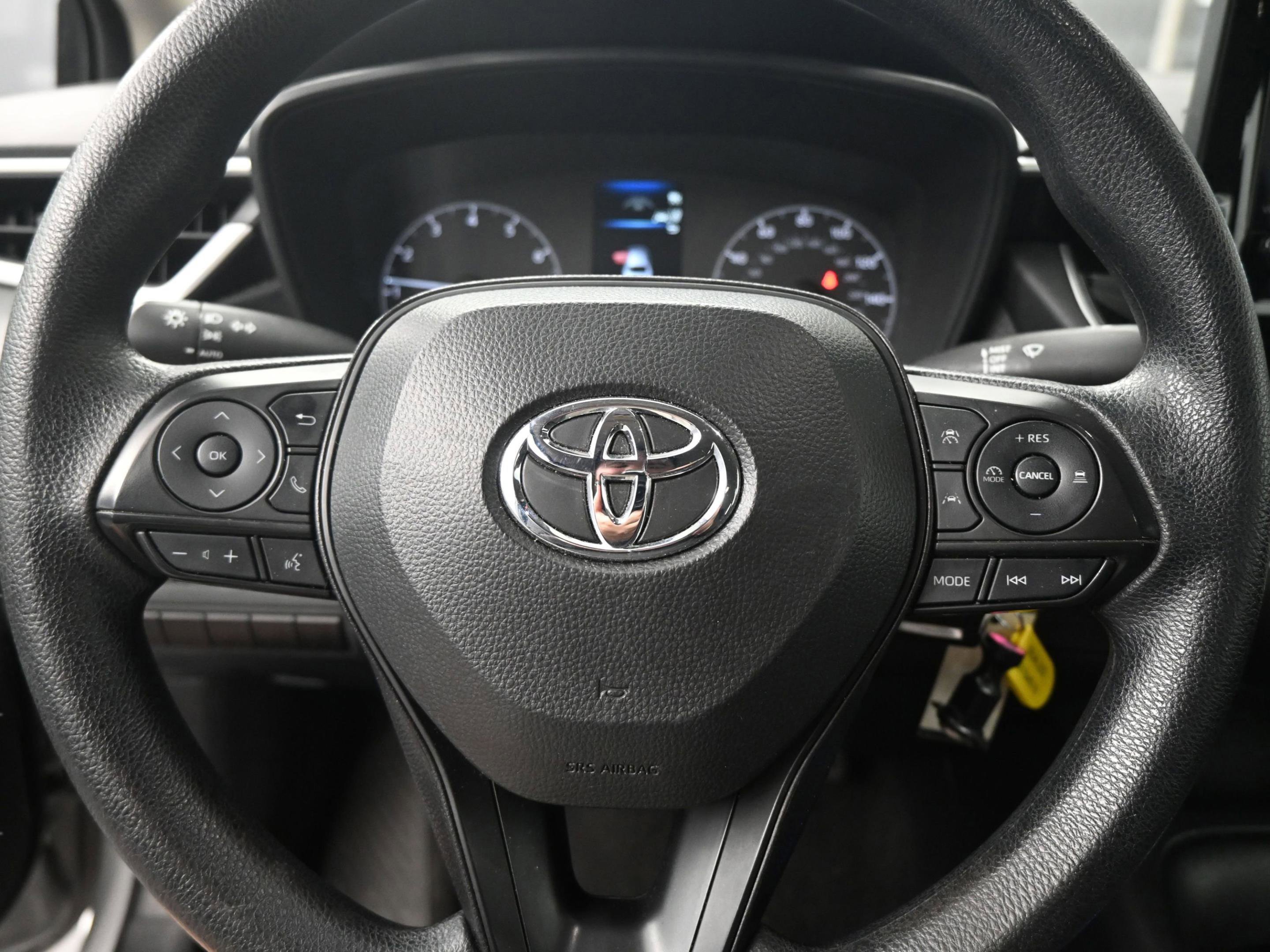 Certified 2024 Toyota Corolla LE image 27