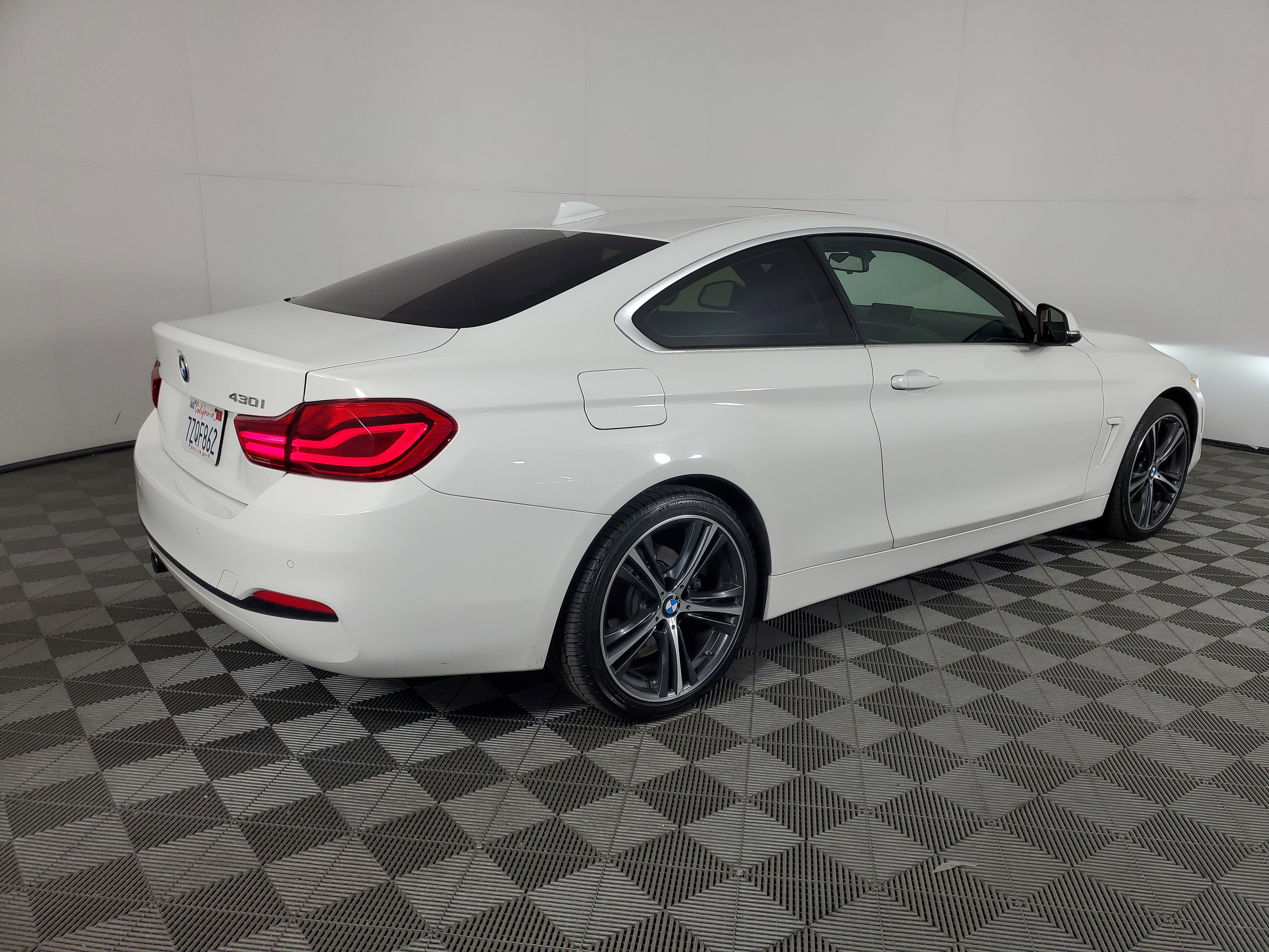 Used 2018 BMW 430i xDrive Coupe AWD/4WD image 4