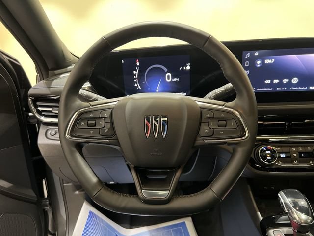 Certified 2025 Buick Envista Sport Touring w/ Experience Buick Package FWD image 10