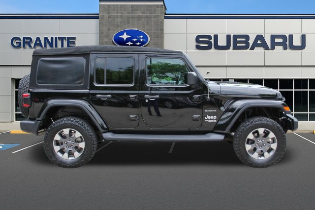 Used 2018 Jeep Wrangler Unlimited Sahara AWD/4WD image 11