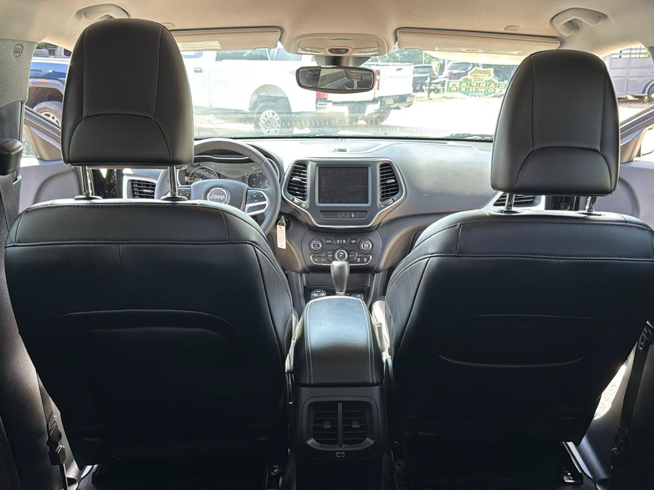 Used 2022 Jeep Cherokee Latitude AWD/4WD image 48