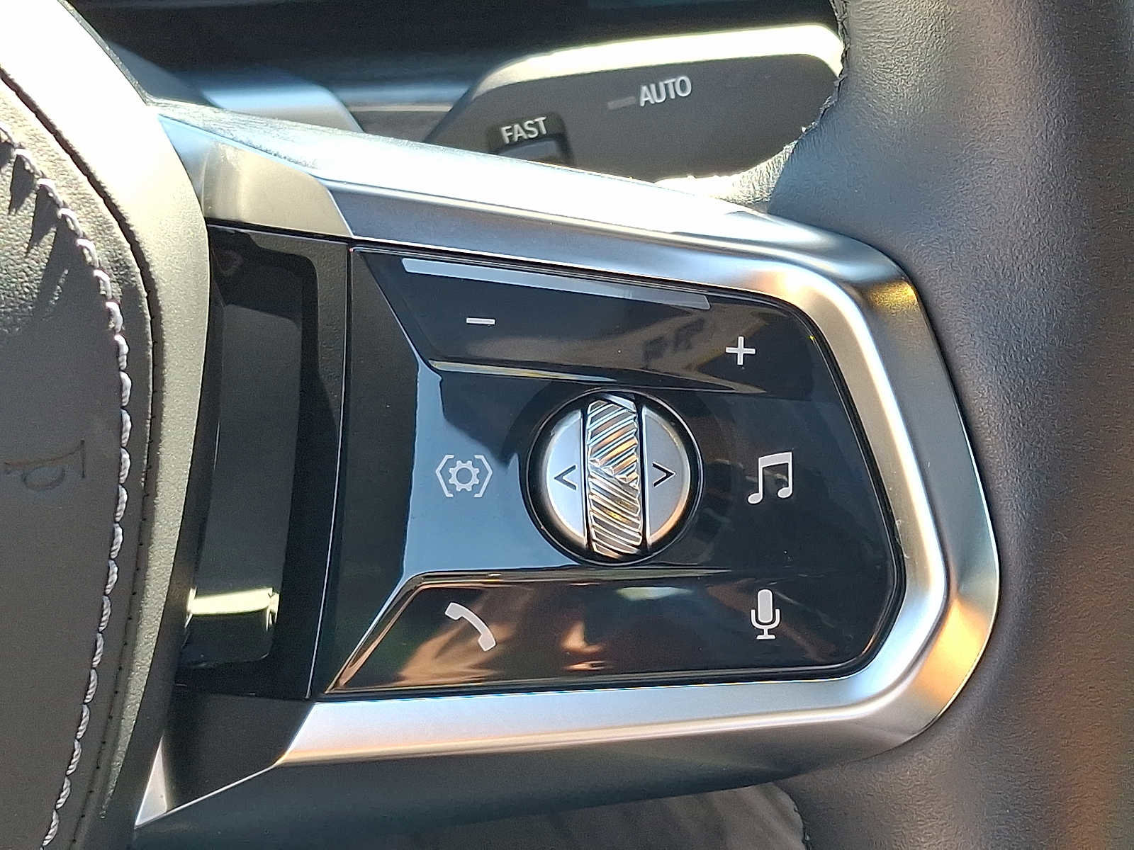 Used 2024 BMW i7 eDrive50 w/ M Sport Package image 23