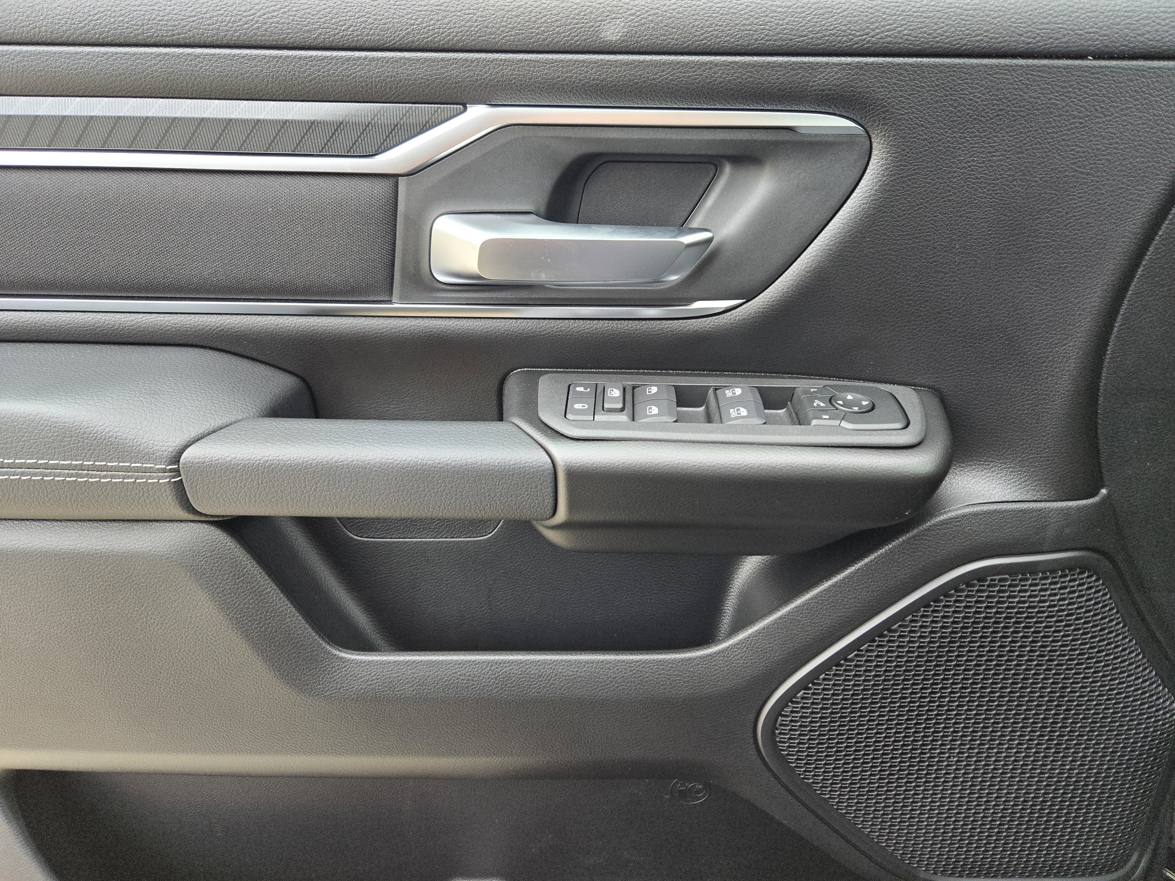 New 2026 RAM 1500 Big Horn AWD/4WD image 18
