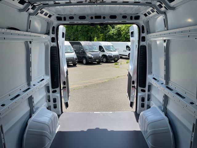 New 2024 RAM ProMaster 2500 w/ Quick Order Package 22H SLT+ image 26