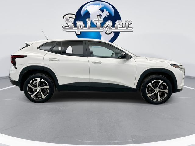 Used 2024 Chevrolet Trax RS w/ Driver Confidence Package image 13