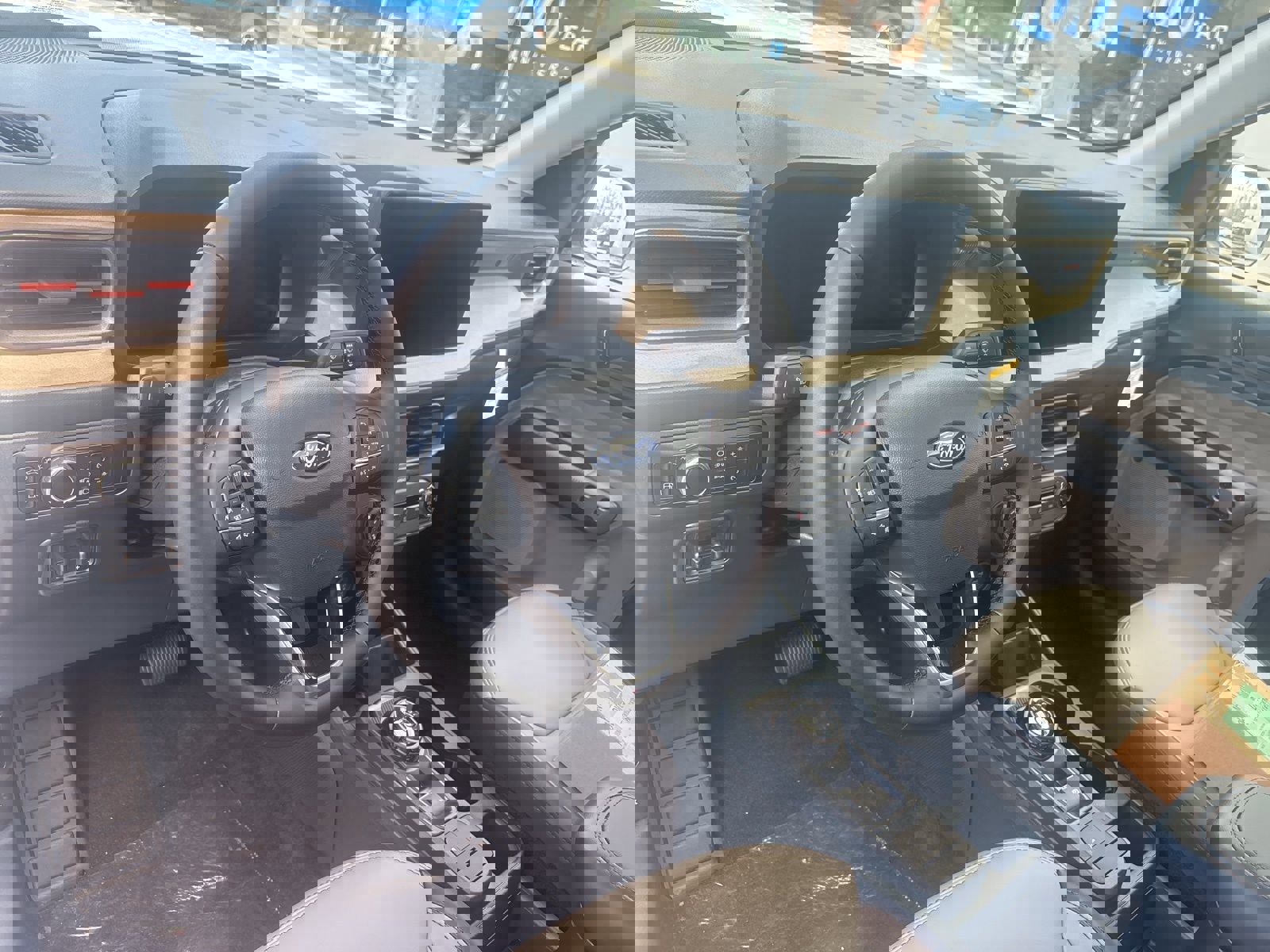 New 2026 Ford Maverick Lariat w/ 4K Tow Package image 13